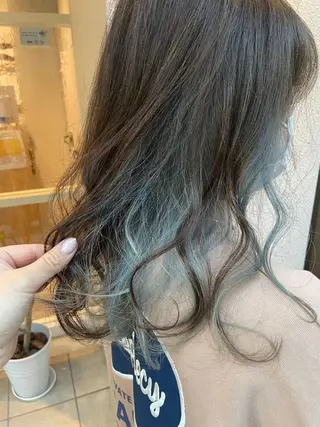 ミディアム カラー 田辺 黎花のヘアスタイル