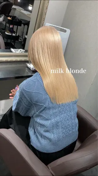 ロング 藤川 結名のヘアスタイル