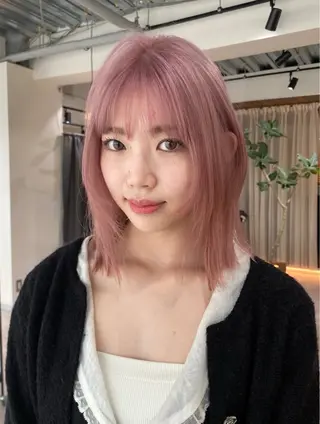 ミディアム カラー iroha/ n.w.h🎀のヘアスタイル