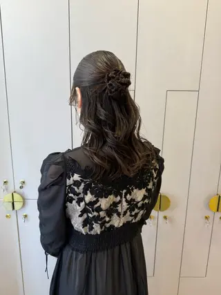 ヘアアレンジ 暖色/オリーブカラー /中村未来🍒🫒のヘアスタイル