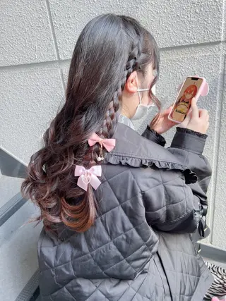 ロング ヘアアレンジ カラーパティシエ facce🌼ikoのヘアスタイル