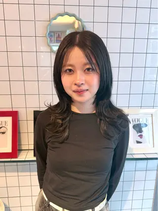 ミディアム カラー ウルフレイヤー エクステ/kokiのヘアスタイル