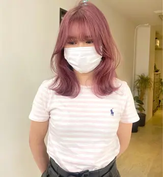 カラー mizuki/ピンク ベージュ.レイヤーのヘアスタイル