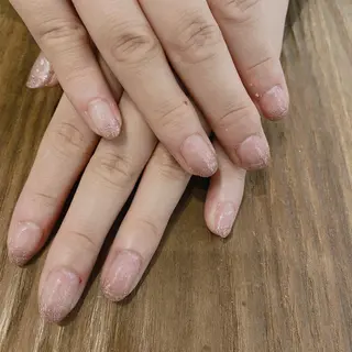 ネイル オオネザワ ユカのヘアスタイル