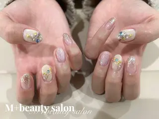 ネイル M+  Beauty Salonのネイルデザイン