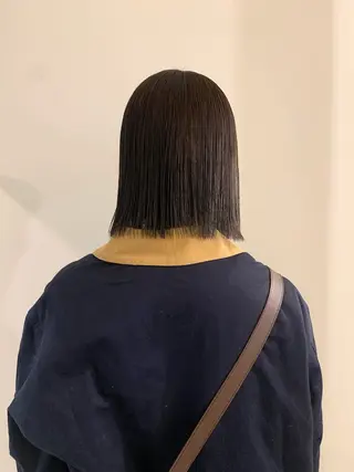 ミディアム カラー 落合希 Olivebeigeのヘアスタイル