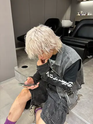 ショート カラー メンズ 名古屋／デザイン／ ブリーチ/松井亮磨のヘアスタイル