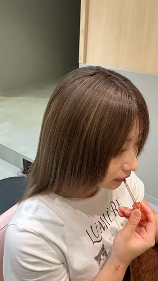 カラー Riku 艶カラーのヘアスタイル