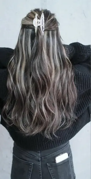 ロング カラー Mariana/ 鶴原-ハイライトのヘアスタイル