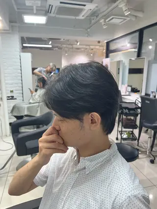 ショート 【シャドウパーマ センターパート】義心のヘアスタイル