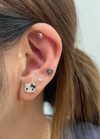 Kaula所属・Kaula ホワイトニング耳ツボのエステ・リラクイメージ