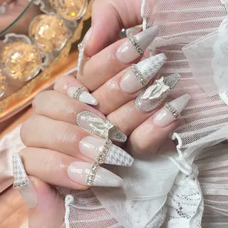 ネイル 23時まで❤︎韓国、 ワンホンネイルのネイルデザイン