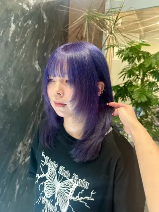 セミロング カラー salowin原宿iori所属・💋ハイトーンデザイ ンヘア💋A'nyuのヘアスタイル