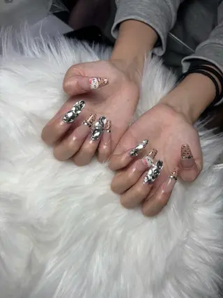ネイル 🩷momo nail🩷のネイルデザイン