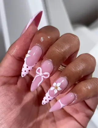 XIINH NAIL SALONのネイルデザイン