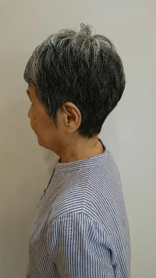 ショート 齋藤  愛美のヘアスタイル