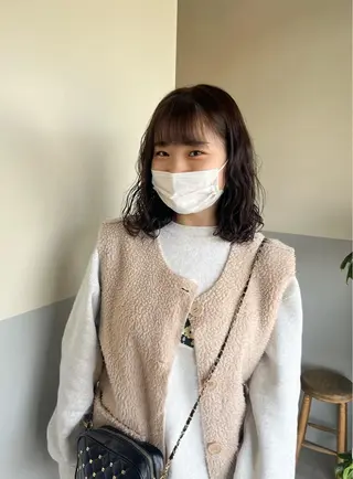 ミディアム 神谷 夏帆のヘアスタイル