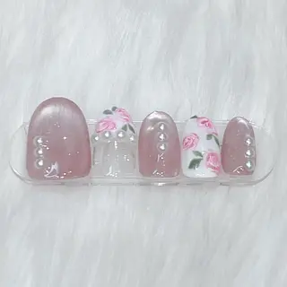 ネイル tiarynail K Kのネイルデザイン
