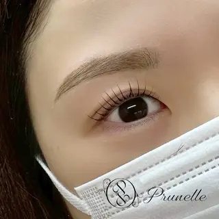 アイブロウ prunelle所属・菅 彩媛のマツエク・マツパデザイン