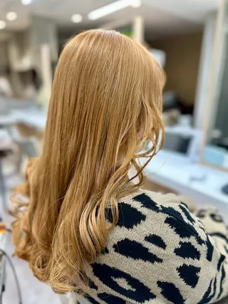 ロング カラー 🐖 やぶたはるや🐖のヘアスタイル