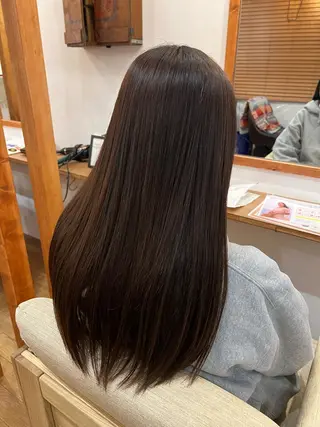 ロング Ami ブリーチ/ハイトーンのヘアスタイル