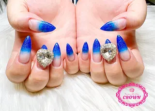 ネイル CROWN プライベートサロンのネイルデザイン