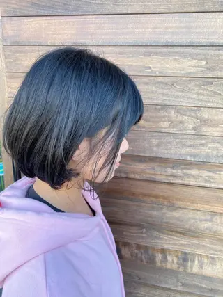 ミディアム 大内 郁のヘアスタイル