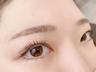マツエク・マツパ Lua eye beauty和泉府中店所属・金井 まどかのマツエク・マツパデザイン