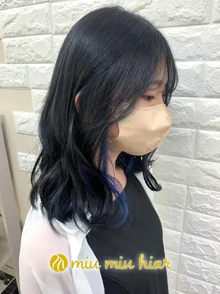 セミロング カラー ビューティー　クララ所属・🌈miu miu hair✂️💕のヘアスタイル