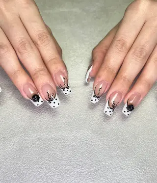 ネイル ネイリスト ハンのネイルデザイン