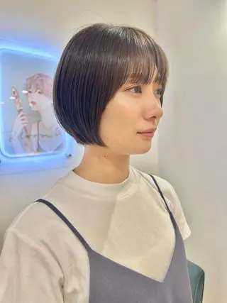 ショート カラー かえ🩶韓国ボブ🎀 透明感カラー🥣のヘアスタイル