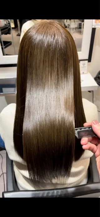 ロング 岡部 未咲希のヘアスタイル