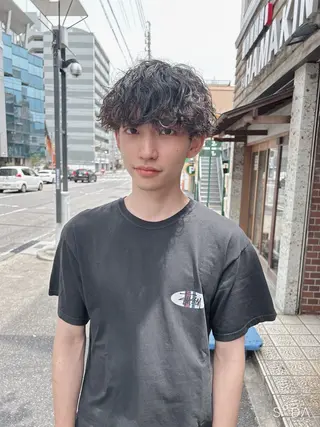 ショート パーマ メンズ 🍀透明感抜群🍀/ ハイトーンカラーのヘアスタイル