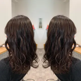 ミディアム カラー レイヤーカット/ 艶カラー/RYOMAのヘアスタイル