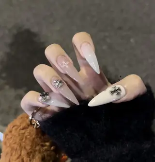 ネイル 🍑 momo_nailのネイルデザイン