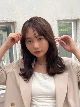セミロング ♥️透明感×抜け感 ベージュ/佑珠♥️のヘアスタイル