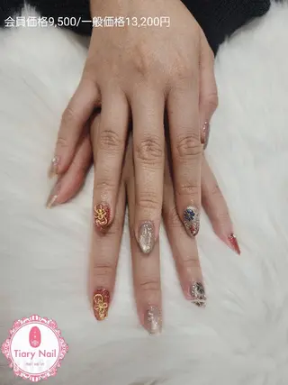 ネイル 💙🤍Tiary M🤍💙のネイルデザイン