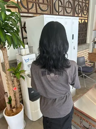 カラー AGREE Momokaのヘアスタイル