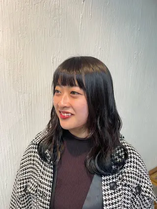 ミディアム HUE所属・西能 心音のヘアスタイル