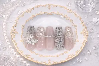 ネイル 南森町rebest 💅nailのネイルデザイン
