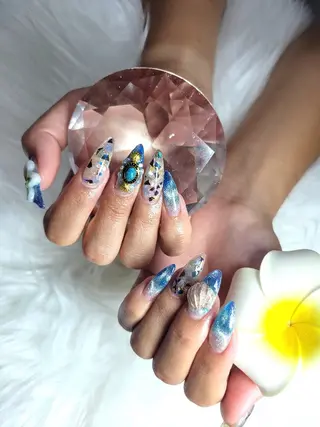 ネイル 🌺chimu🌺 予約リクエスト可能☆のネイルデザイン