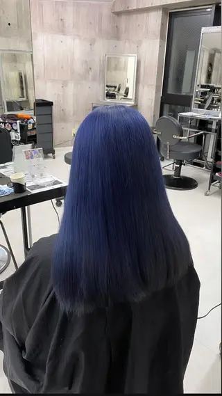 ロング カラー ヘアアレンジ メンズ のん🎀ハイトーン/ レイヤーカット🐳のヘアスタイル