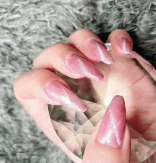 ネイル 藤田 康平のマツエク・マツパデザイン