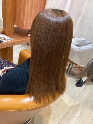 カラー 種子田 結理のヘアスタイル