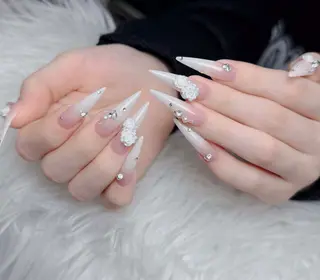 ネイル Lenie Nail Salonのネイルデザイン