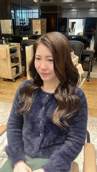 ロング AFLOAT RUVUA所属・新宿カラー アレンジ🌼さきえのヘアスタイル