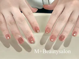 ネイル M+  Beauty Salonのネイルデザイン