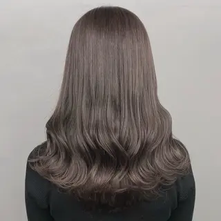 セミロング グレージュ 透明感 ブリーチなし田島晃汰のヘアスタイル