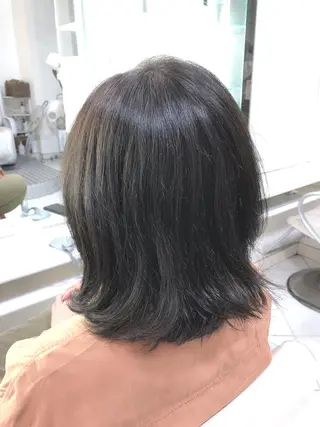 ミディアム カラー 保住 亮太のヘアスタイル