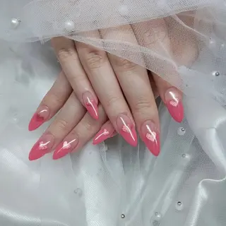 ネイル 金井 奈々のネイルデザイン